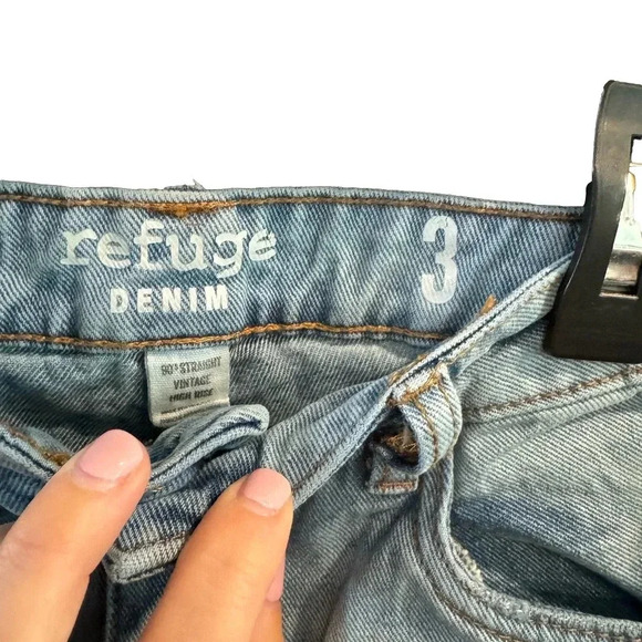 REFUGE Jeans - Picture 4 of 5
